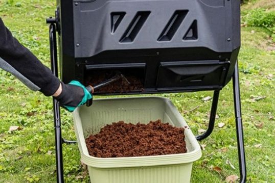 turn daily waste into compost